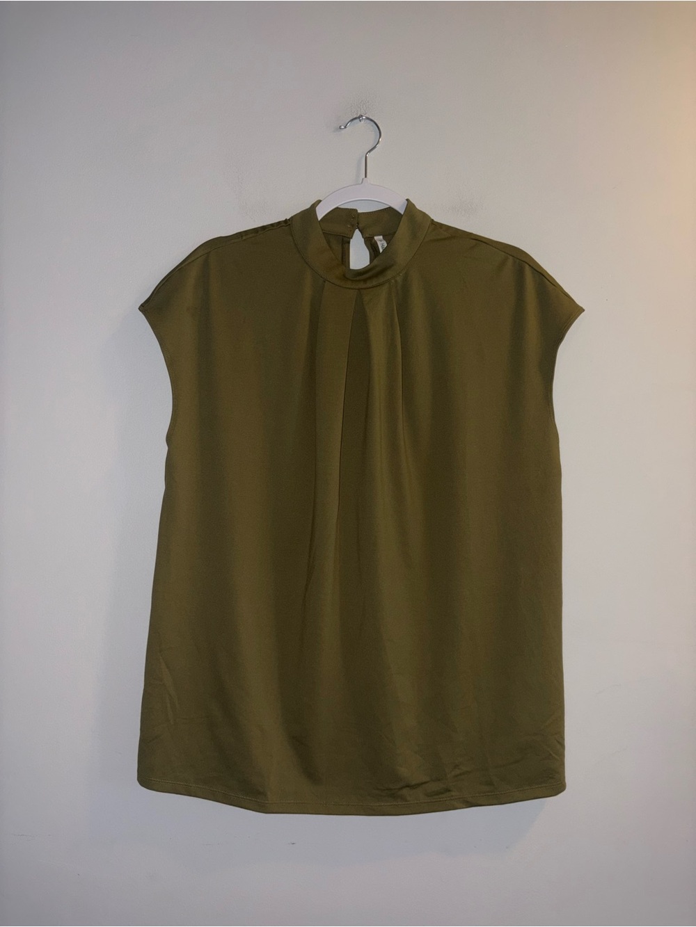 Halara • Olive Green Draped Cap Sleeve Blouse